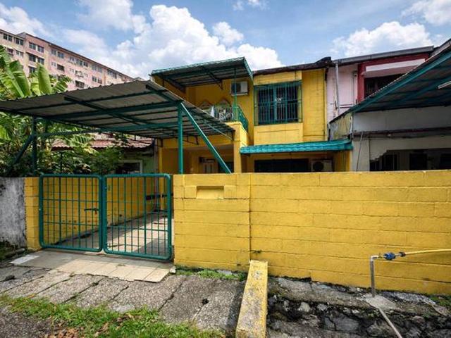 Open Facing Double Storey Taman Desaria PJS 5 Petaling Jaya 22x70 sqft