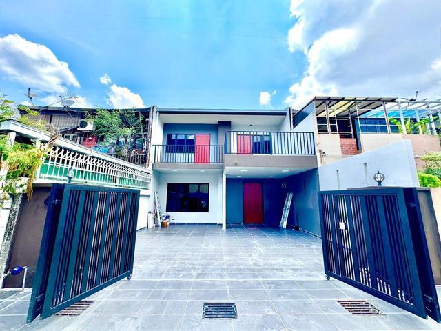 OPEN FACING FREEHOLD 2 Storey Terrace House Ukay Heights Ampang