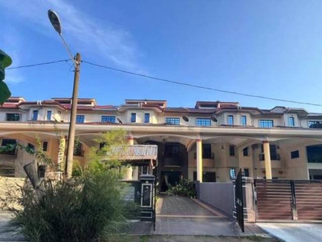 Open Facing Fully Renovated 3Storey Terrace House For SaleSegamat