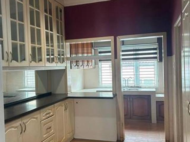 Open facing Newly Refurbished DS Terrace House Sg Ramal Dalam