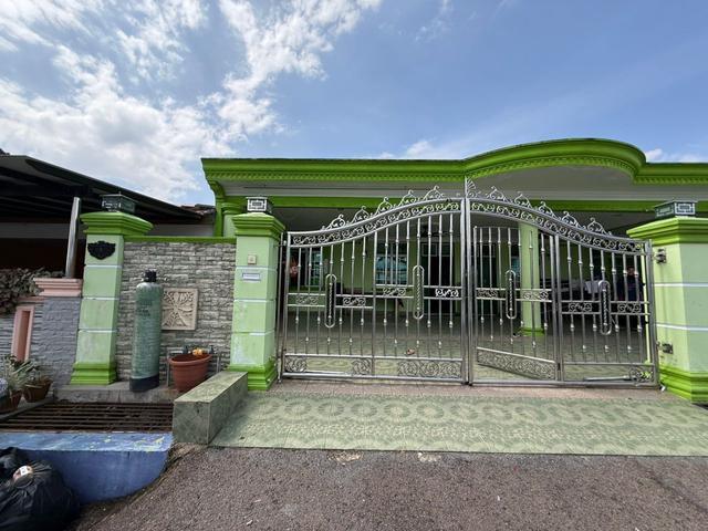 Open Facing Non Bumi Taman Bukit Tiram Ulu Tiram Johor Bahru
