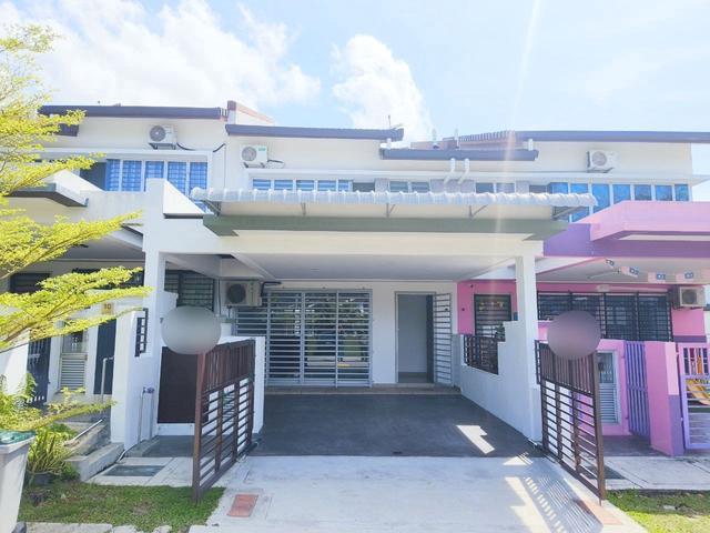 OPEN FACING READY MOVE IN 2 Storey Terrace Bandar Ainsdale Seremban