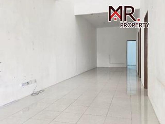 OPEN FACING Single Storey Terrace House Bandar Utama FOR SALE