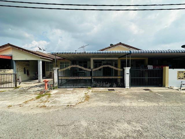 Open FacingTaman Serai SetiaTeres 1 TingkatFull Loan