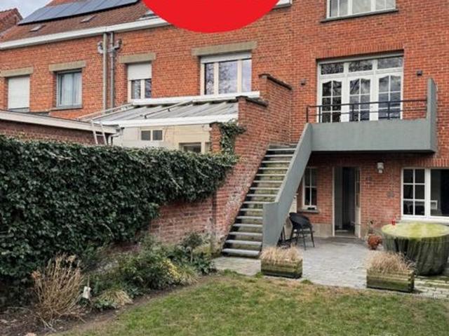 Instapklare karaktervolle woning met open leefruimte, 3 slpk