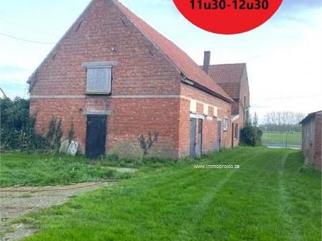 Mooi en rustig gelegen hoeve met stallingen en percelen weidegrond op 2,9 HA. Ref. 16424 Maldegem