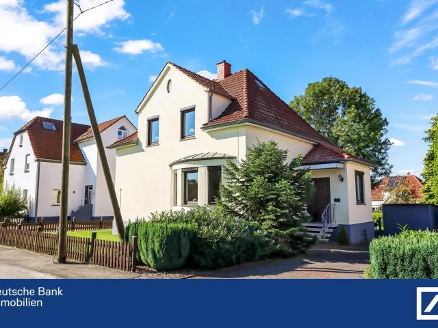 Solides Ein / Zweifamilienhaus in ruhiger Sackgassenlage von Bielefeld Jöllenbeck