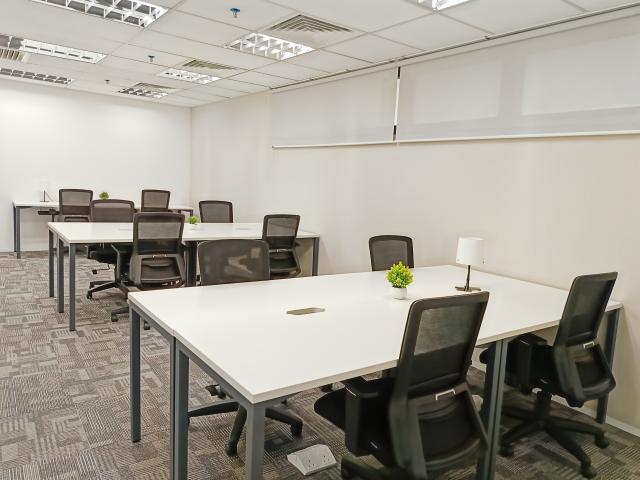 Large office space for 15 employees in Regus Troika