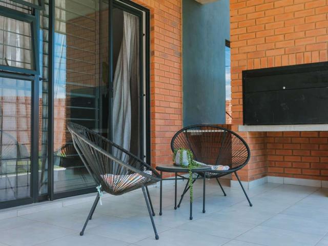 Open Plan Living in a Secure Rietvalleirand