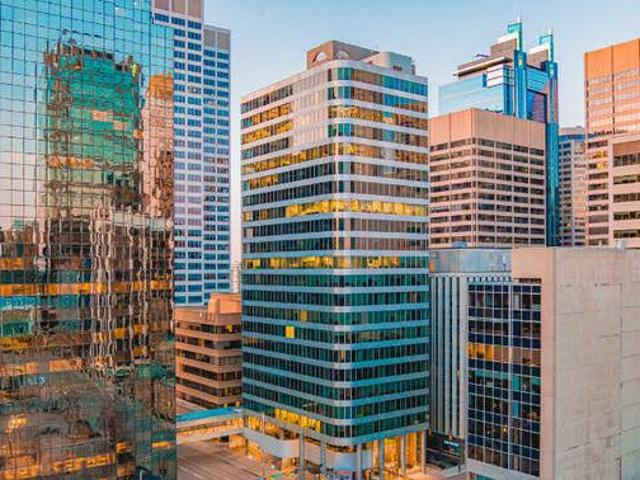 Open Plan MoveIn Ready Sublease Downtown Calgary