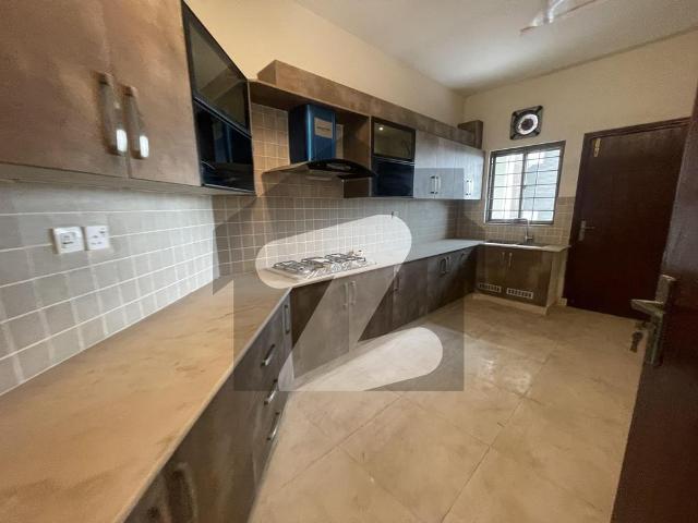 Open View Luxury 13 Marla 4 Bedroom Apartment For Rent In Askari 11 Lahore Askari 11 Sector D