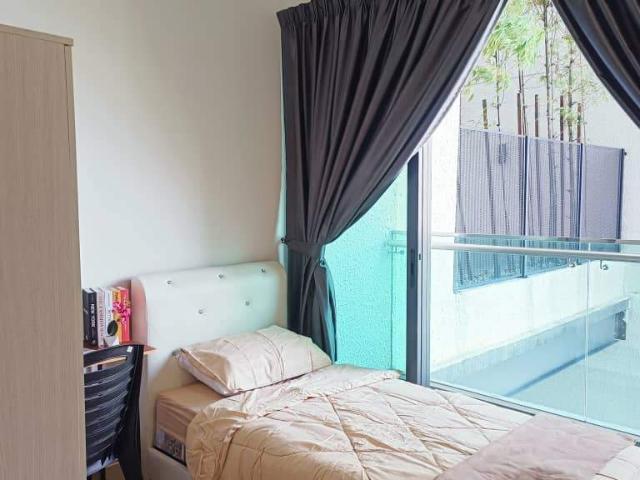 Open View Single Room Balcony for Rent @ Petaling Jaya Near Sunway & Taylors
