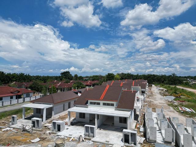 opentitle semiD at Telok Panglima Garang dekat Jenjarom