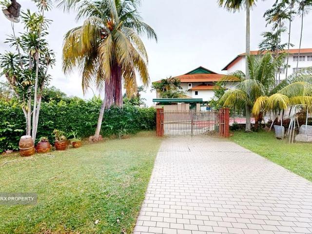 Opera Estate D15, Detached