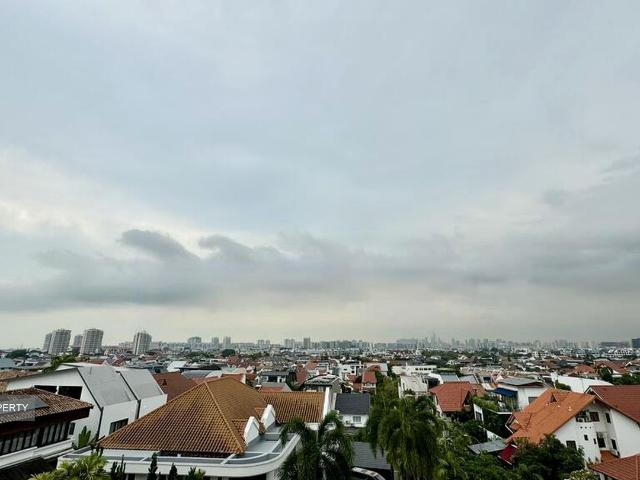 Opera Estate D15, Detached