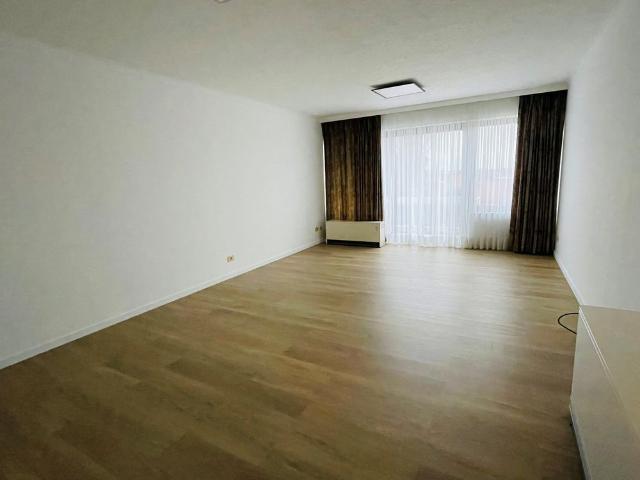Opgefrist appartement op de derde verdieping van het gebouw Résidence Blommendael