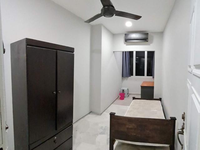 Opposite INTI Subang FEMALE room SS15 cooking allow near lrt rent single bathroom grand subang rajawali deposit
