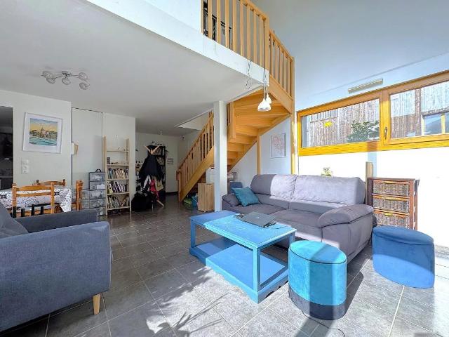 Opportunité à saisir Duplex lumineux Construction 2015