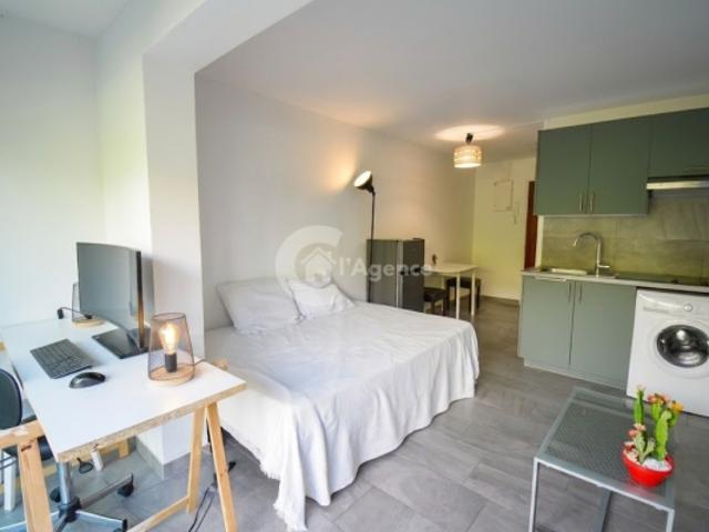 Opportunité à saisir Studio Golfe Juan pied à terre idéal