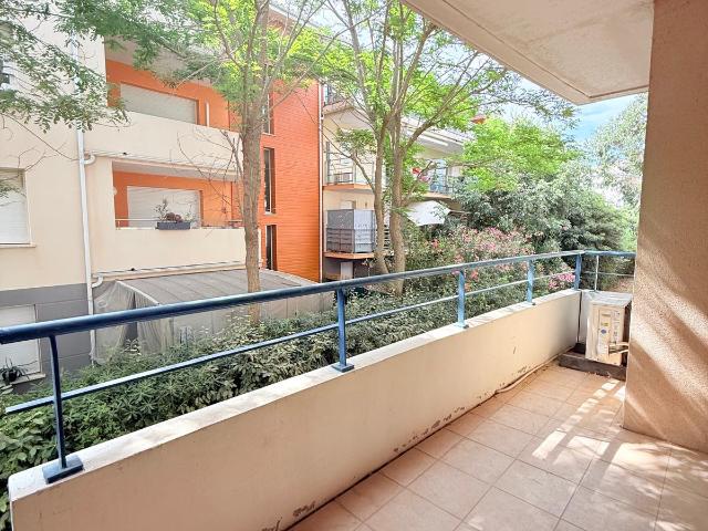 OPPORTUNITE! APPARTEMENT T3 EN RESIDENCE PISCINE PROCHE BORD DE MER ET COMMERCES