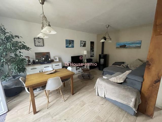 Opportunité exceptionnelle: Charmante maison mitoyenne 5 pièces à Laigneville avec terrasse et parkings