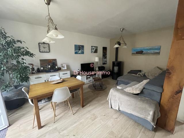 Opportunité exceptionnelle: Charmante maison mitoyenne 5 pièces à Laigneville avec terrasse et parkings