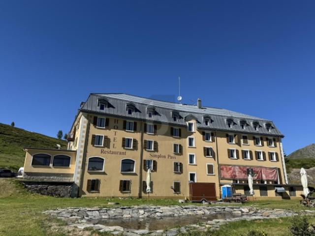 OPPORTUNITÉ HÔTELIÈRE UNIQUE AU CUR DES ALPES