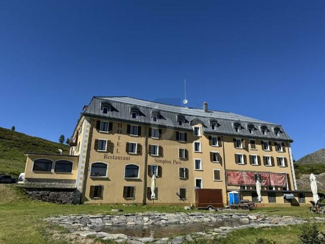 OPPORTUNITÉ HÔTELIÈRE UNIQUE AU CUR DES ALPES