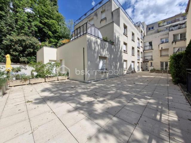 Opportunité hypercentre Appartement T2 avec terrasse et parking !