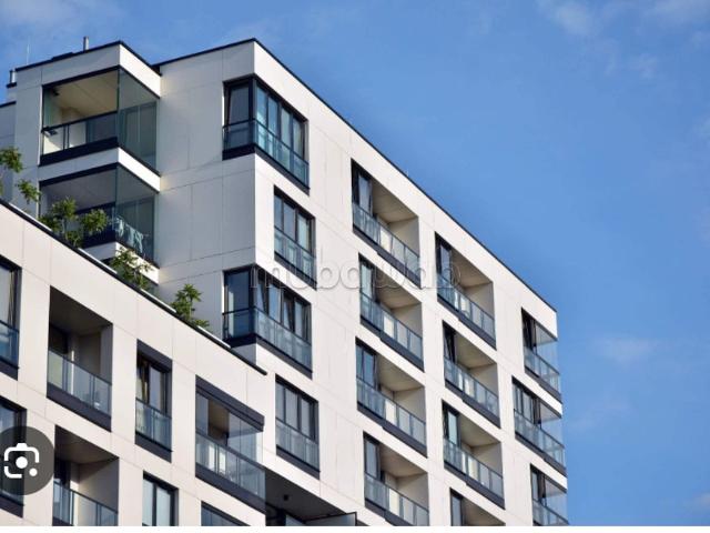 Opportunité INVESTISSEUR – Immeuble commercial neuf à fort potentiel