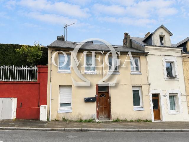 OPPORTUNITÉ INVESTISSEUR IMMEUBLE DE RAPPORT A RENOVER À SANVIC