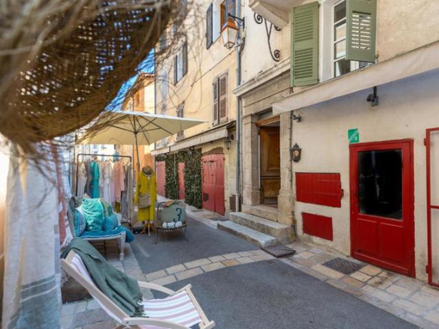 Opportunité Investisseur Village du Valbonne