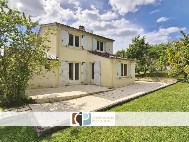 Opportunité rare: Maison à rafraichir sur Mâcon