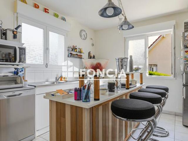 OPPORTUNITÉ RARE Maison familiale 5 pièces avec jardin