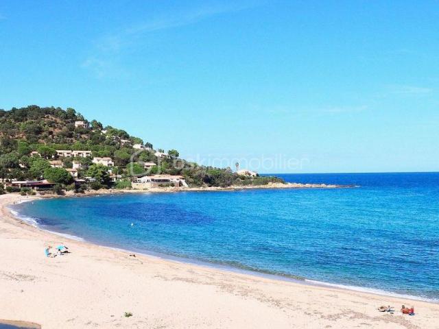 OPPORTUNITE RARE A DEUX PAS DES PLAGES