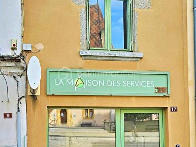 Opportunité rare à La Pacaudière – Local d’activité + espace de vie possible