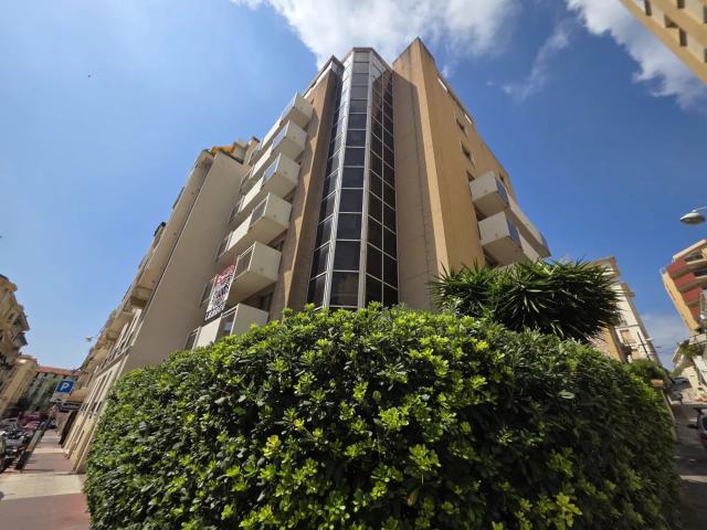 ? Opportunité Rare À Nice – Studio Idéal Investissement Ou P. 17m² Nice