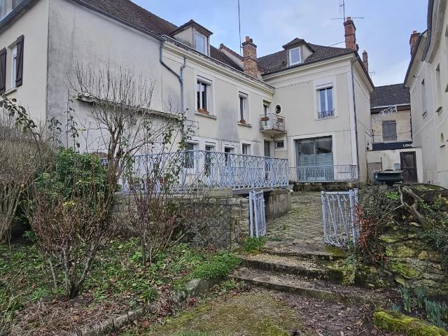 Opportunité Rare – Ensemble Immobilier d'Exception avec Local Co