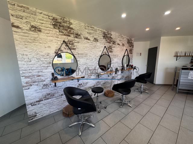 Opportunité Rare & Très Rentable: Salon de Coiffure Mixte H/F/Enfants