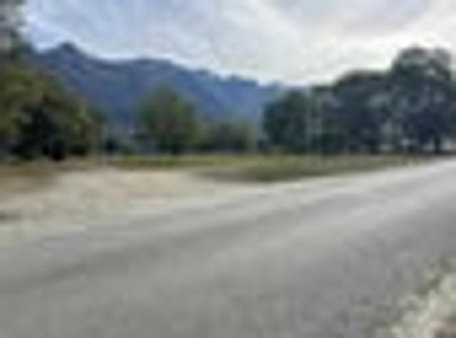 Opportunity Glenorchy Trophy home or Subdivide