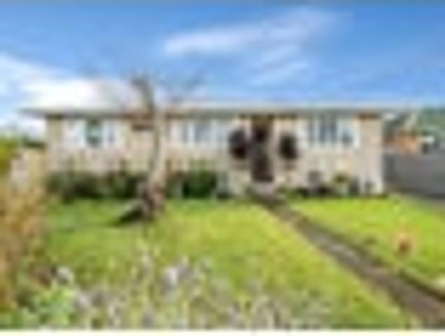 Owners Have Bought  Secure 723m²of Opportunity!
