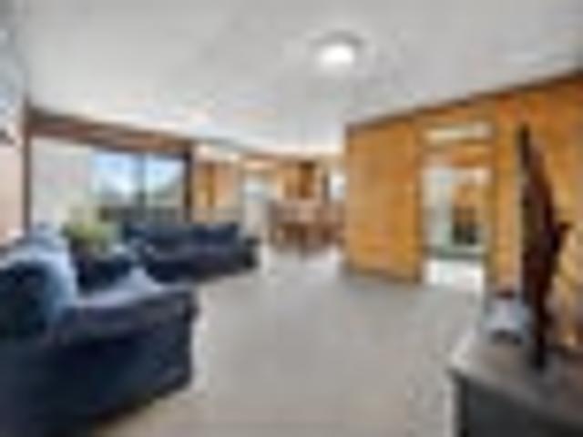 Opportunity knocks for tradies and investors!