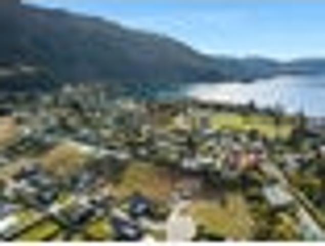 Opportunity knocks in Hawea