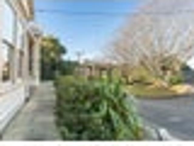 Opportunity Knocks in Maori Hill