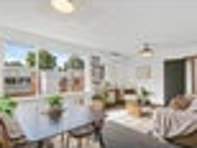 Home and Income in Strandon