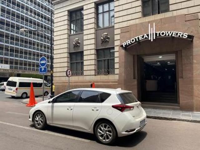 opportunity space for renting office