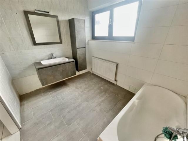 OPTIMAL GESCHNITTENE 3 ZIMMER WOHNUNG IN TRAISKIRCHEN