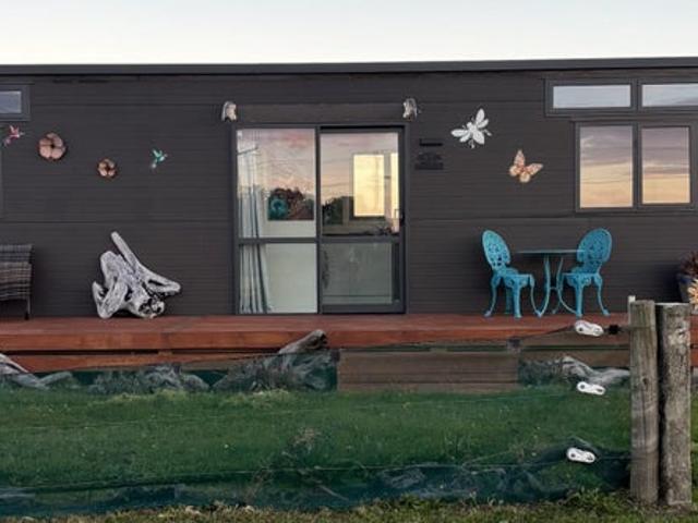 opunake, 2 bedrooms