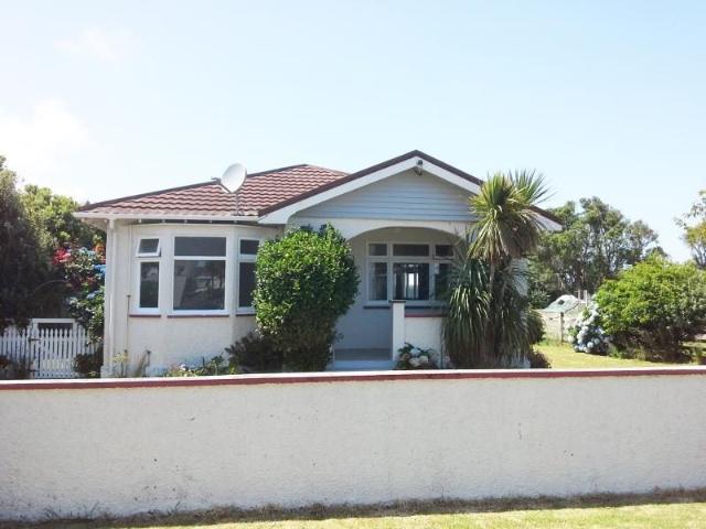 opunake, 3 bedrooms