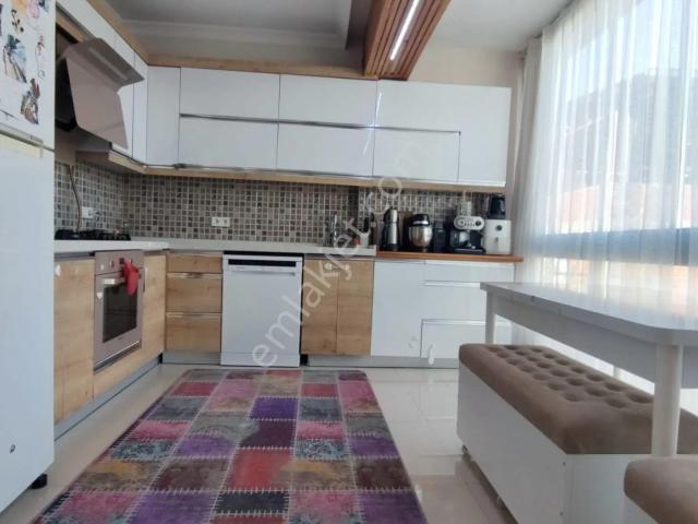Örnekköy'de Harika Konumda Medicalpoint Yanı! Çevreyolu Ve Y.girne'ye Komşu Fırsat 2+1 Satılık Daire